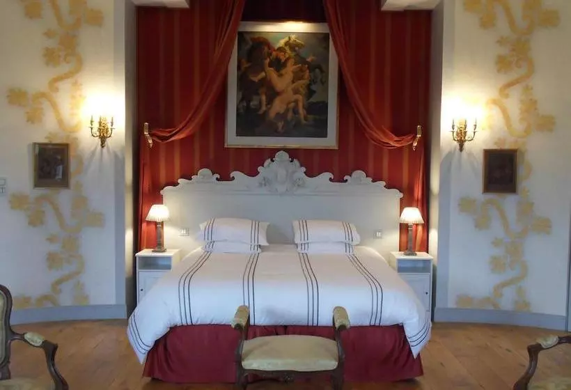 تختخواب و صبحانه Château De Clermontsavès