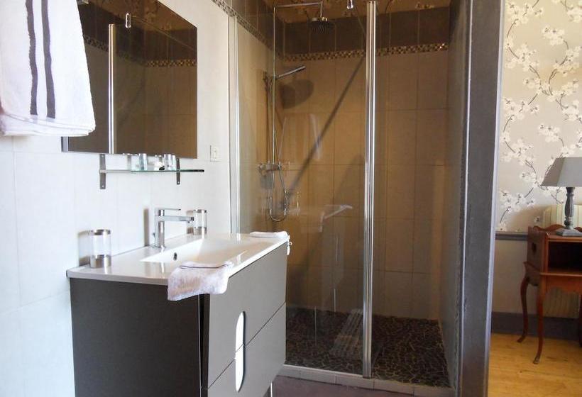 צימר Château De Clermontsavès