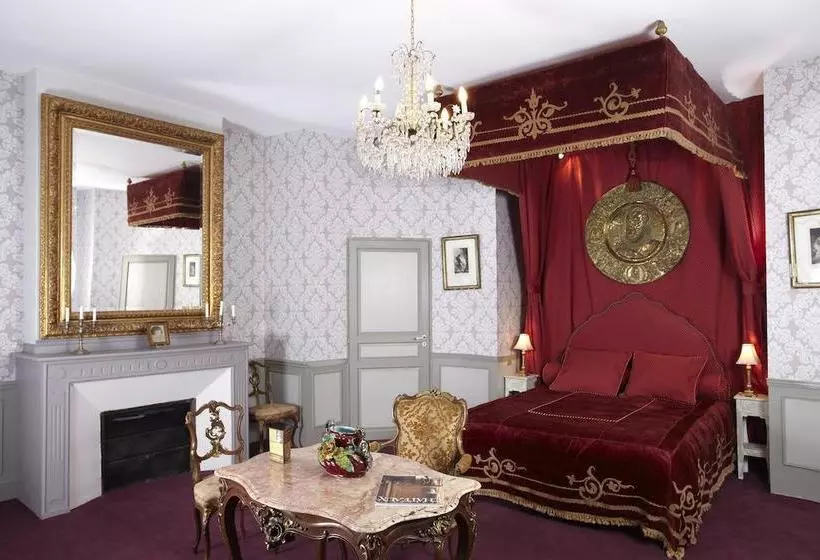 تختخواب و صبحانه Château De Clermontsavès