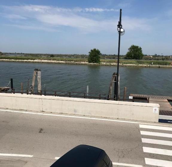 ベッドアンドブレックファースト La Bitta