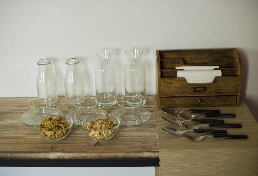 تختخواب و صبحانه Mich&letti