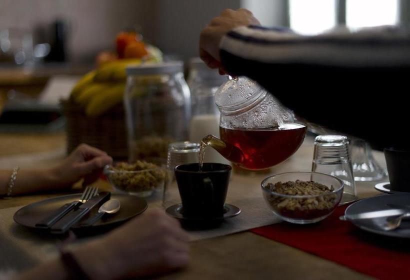 تختخواب و صبحانه Mich&letti