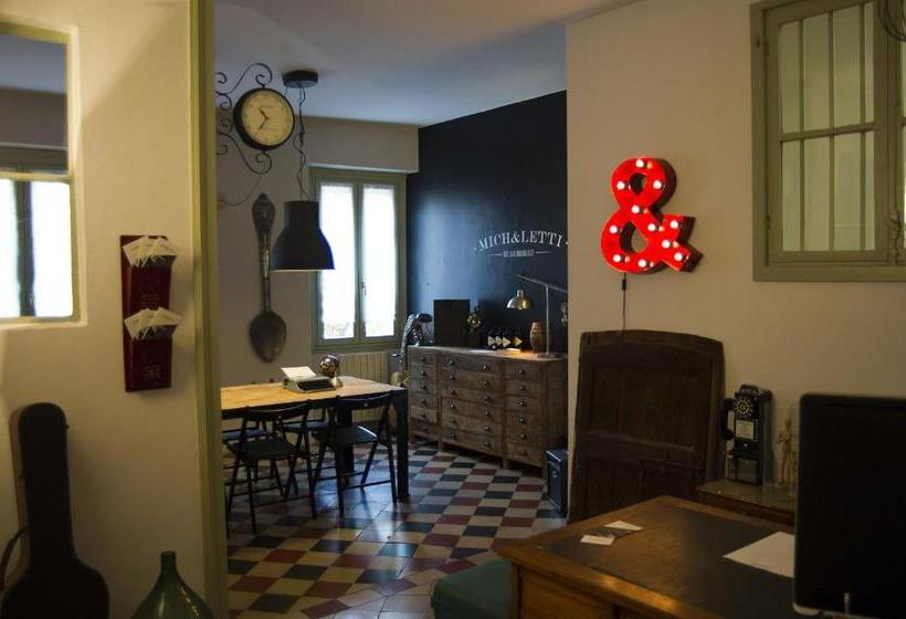 تختخواب و صبحانه Mich&letti