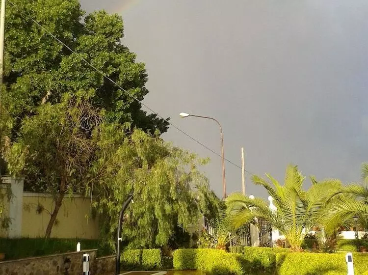 Aamiaismajoitus (B&B) Villa Elisa