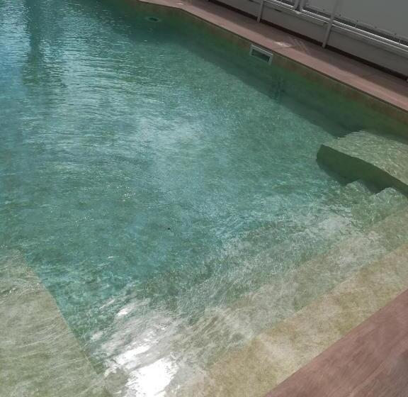 هتل Rondinella E Viola