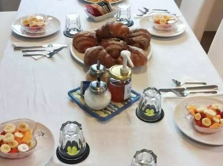 ベッドアンドブレックファースト Nonno Toni
