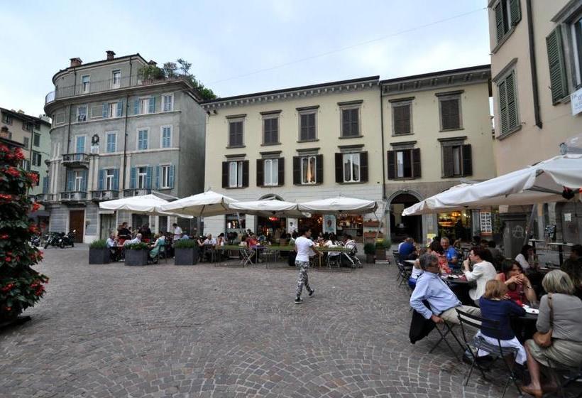 تختخواب و صبحانه Antico Ducato