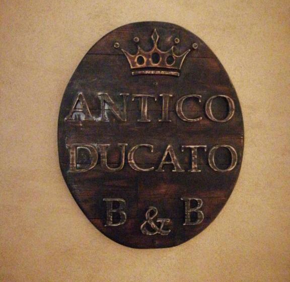 تختخواب و صبحانه Antico Ducato