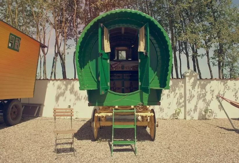 ベッドアンドブレックファースト L Vagabond