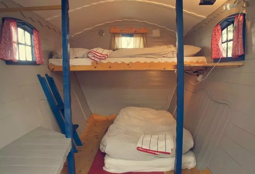 ベッドアンドブレックファースト L Vagabond