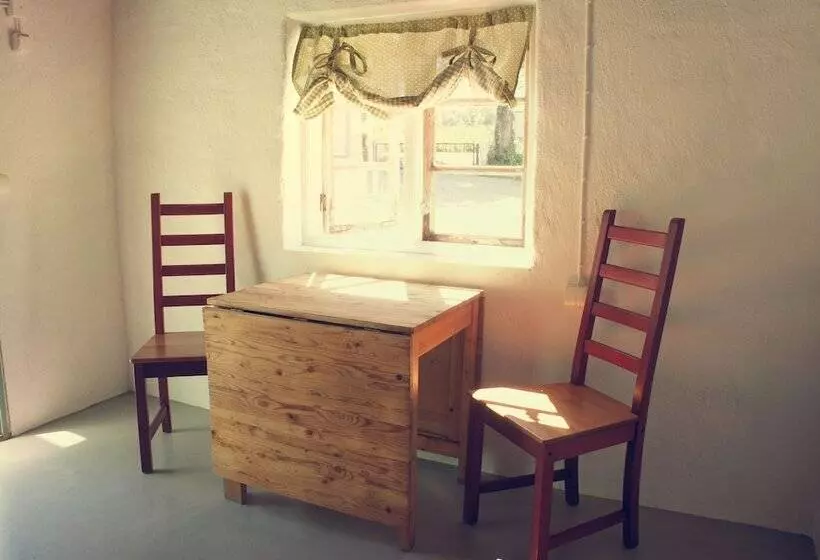 ベッドアンドブレックファースト L Vagabond