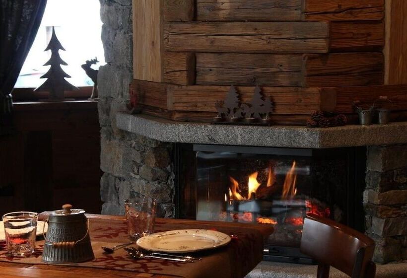 مبيت وإفطار Les Trompeurs Chez Odette