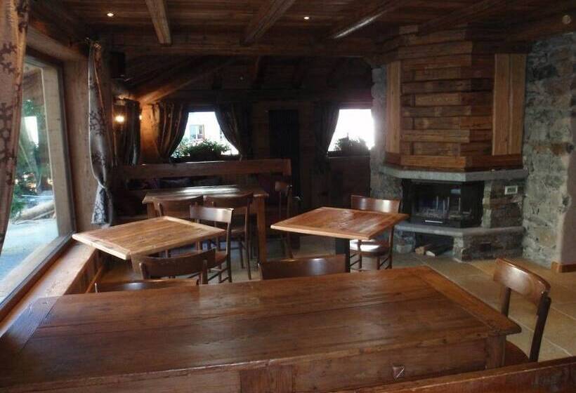 مبيت وإفطار Les Trompeurs Chez Odette