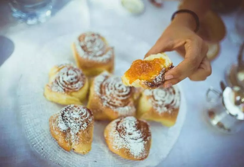 Aamiaismajoitus (B&B) Masseria Perronello Country House