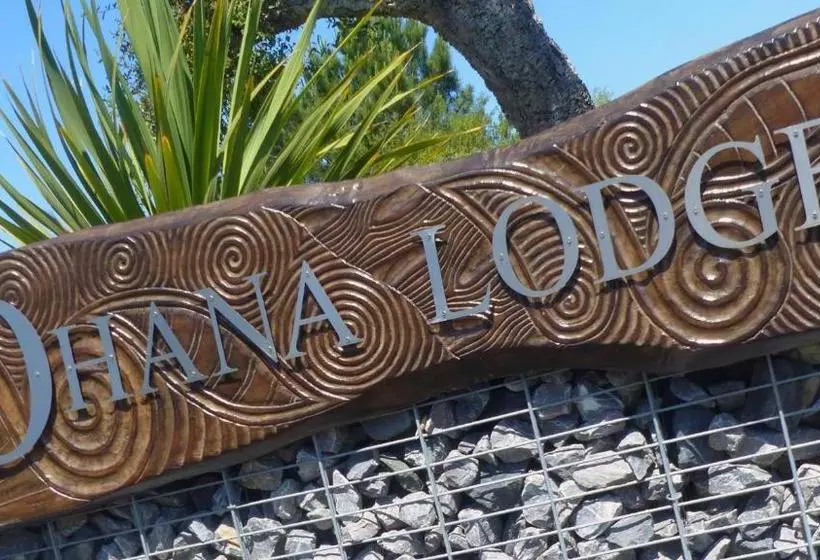 تختخواب و صبحانه Ohana Lodge