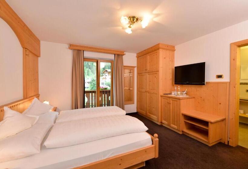 Bed and Breakfast Romantik Villa Cesanueva