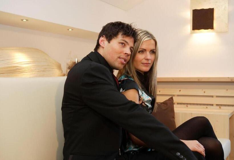 Bed and Breakfast Romantik Villa Cesanueva