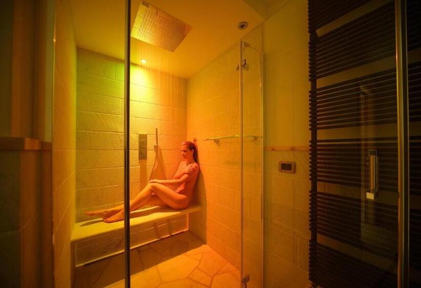 Bed and Breakfast Romantik Villa Cesanueva