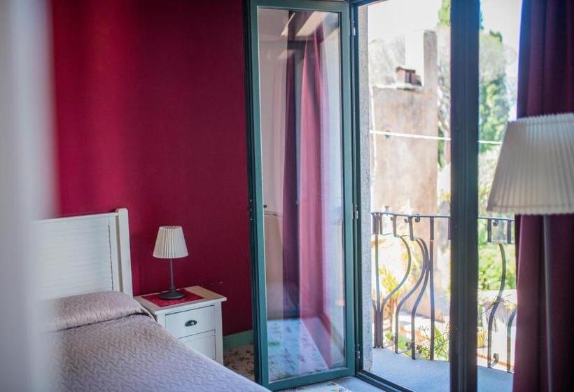 ベッドアンドブレックファースト Villa Sirami