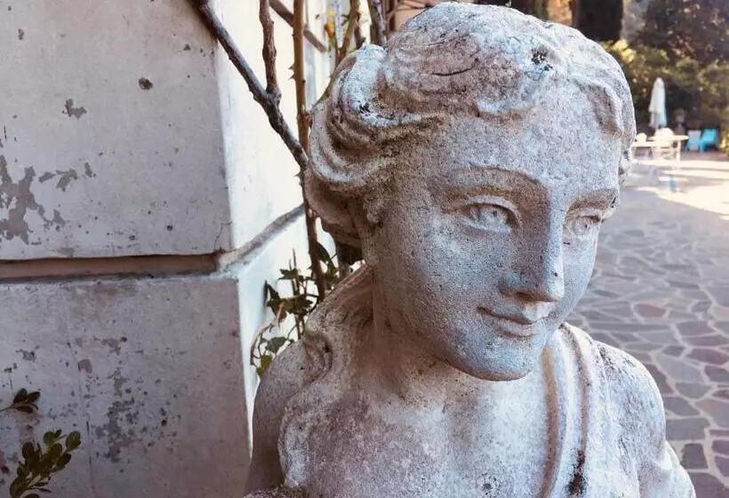 ベッドアンドブレックファースト Villa Varenna