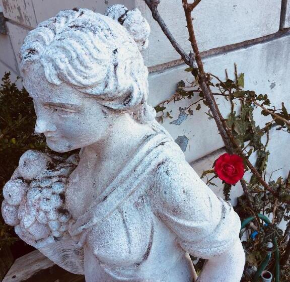 تختخواب و صبحانه Villa Varenna