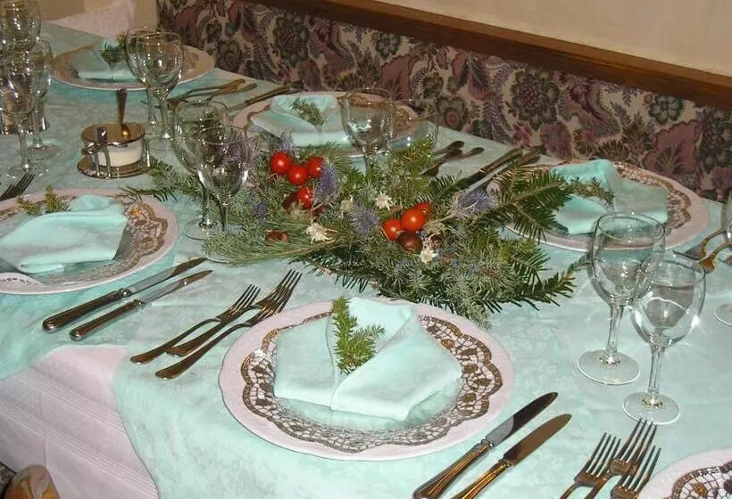 ホテル Albergo Alpino