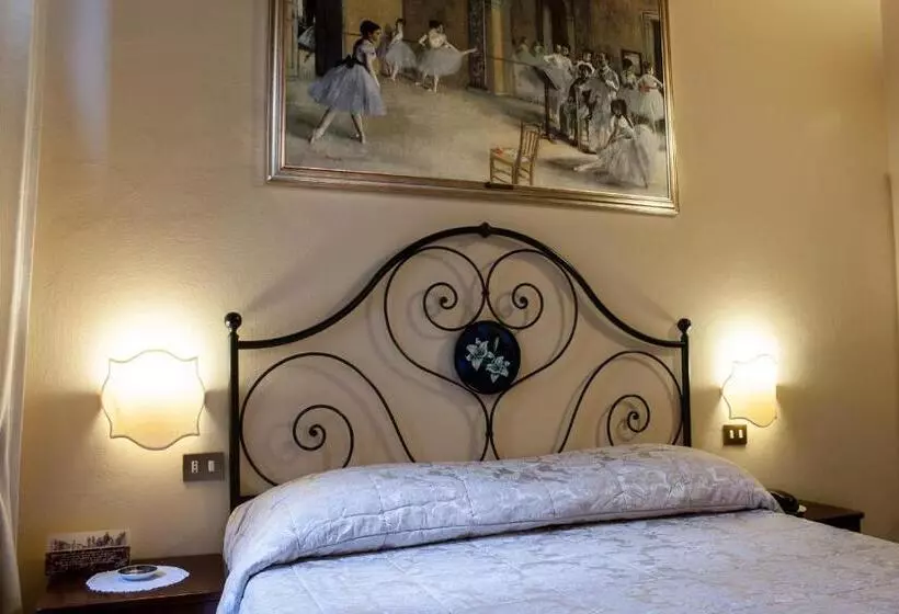 ホテル Albergo Il Giglio