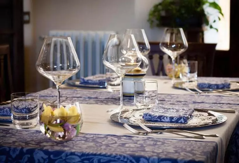 ホテル Albergo Il Giglio