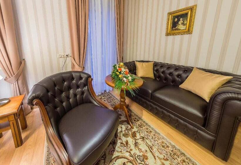 فندق Bystrytsya Lux