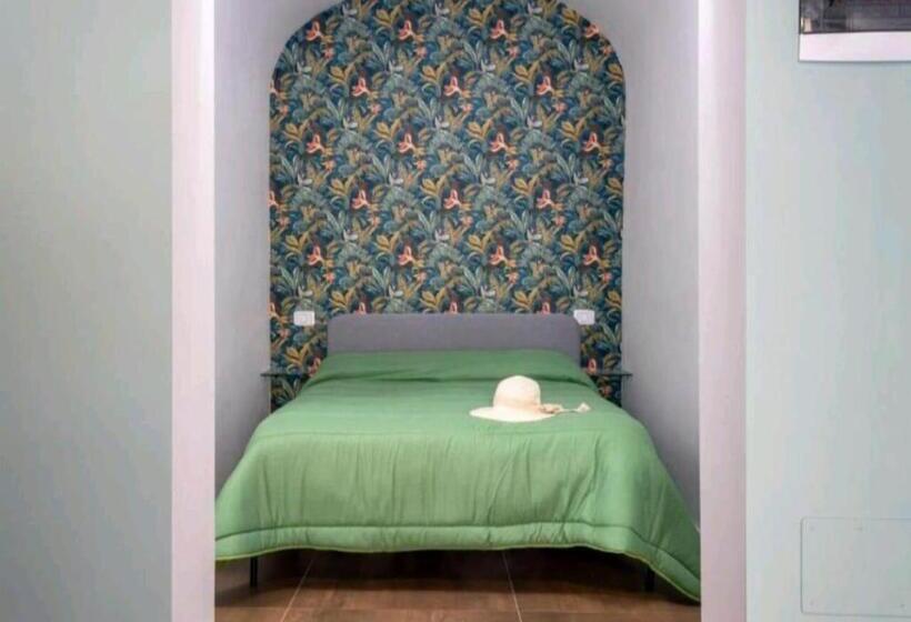 Отель Franco Il Conte