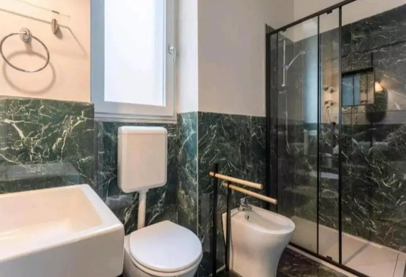 Hotelli Franco Il Conte