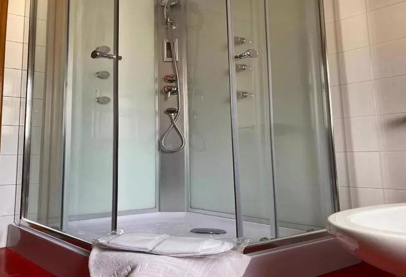 Hotelli Franco Il Conte