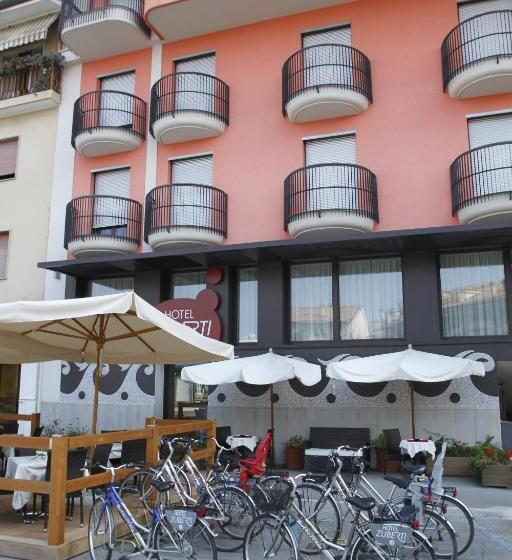 Lacroma Bio Hotel & Apartments