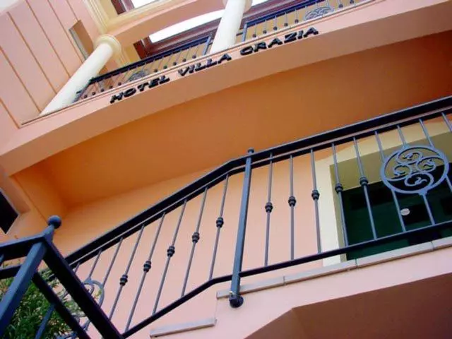 ホテル Villa Grazia