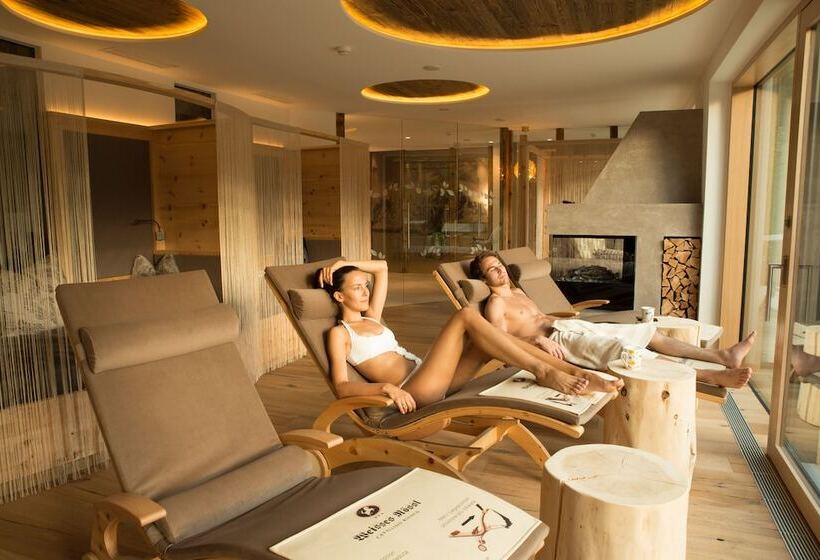 Отель Weisses Rössl   Cavallino Bianco