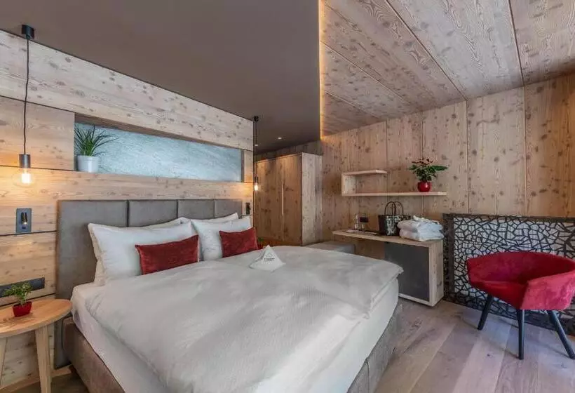 Almhotel Glieshof