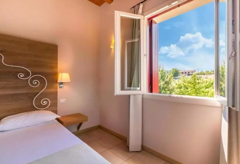 ベッドアンドブレックファースト Agriturismo Corte Aurea
