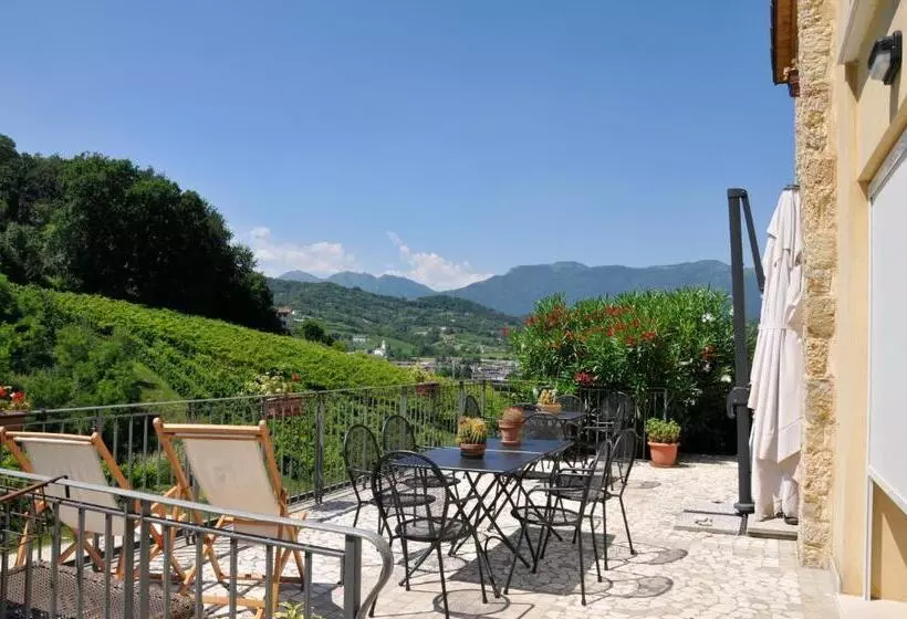 ベッドアンドブレックファースト Agriturismo Lemire