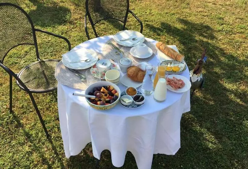 ベッドアンドブレックファースト Agriturismo Lemire