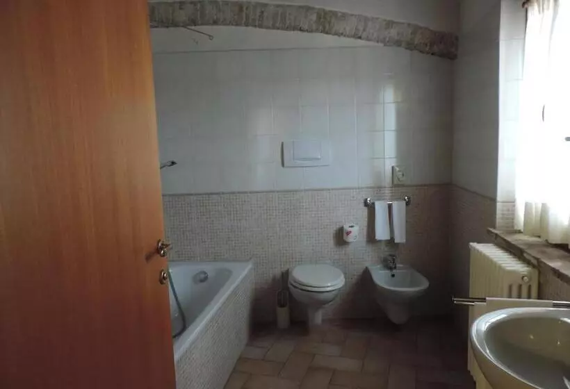 Aamiaismajoitus (B&B) Casa Religiosa Di Ospitalità San Ponziano