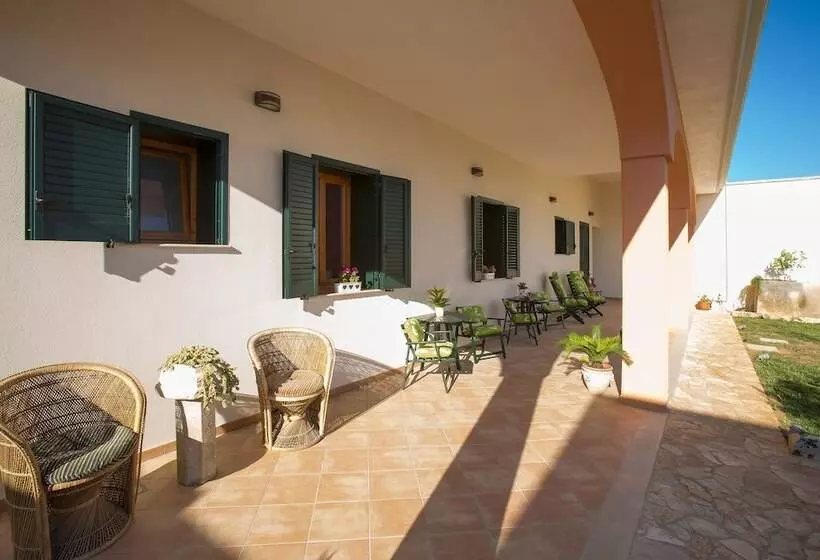 Aamiaismajoitus (B&B) Casina Dei Nonni