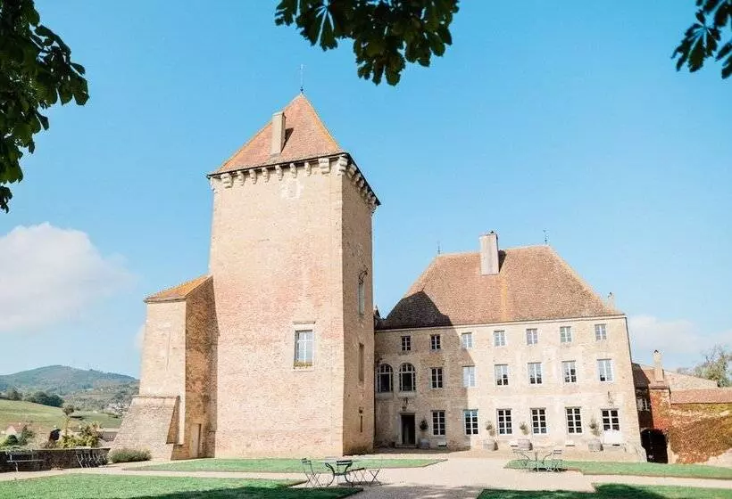 Aamiaismajoitus (B&B) Château De Pierreclos