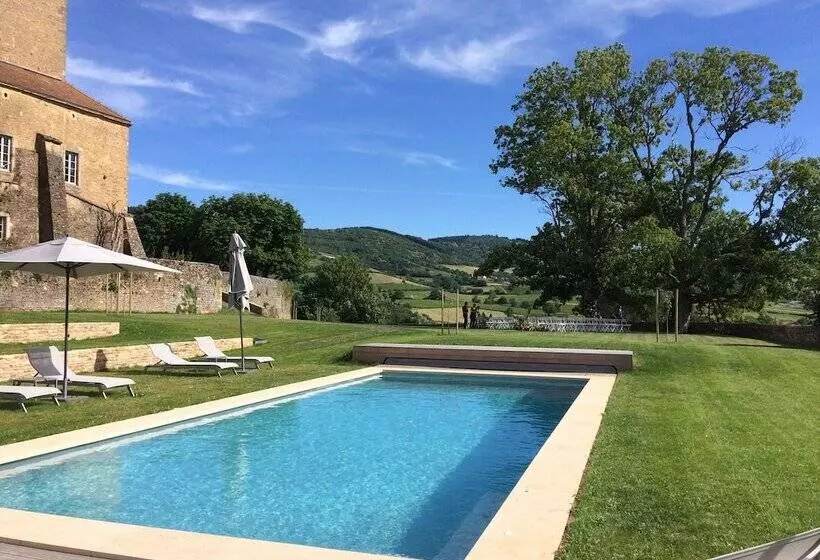 Aamiaismajoitus (B&B) Château De Pierreclos