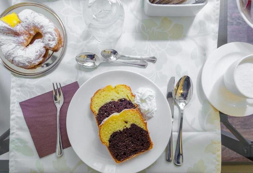 تختخواب و صبحانه Dimora Novecento