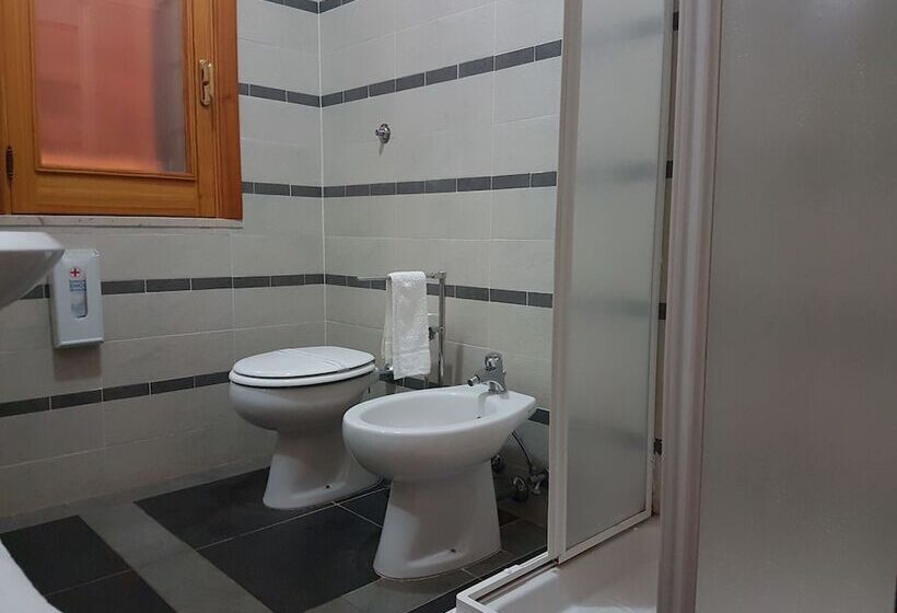 تختخواب و صبحانه Il Giardino Di Ausonia