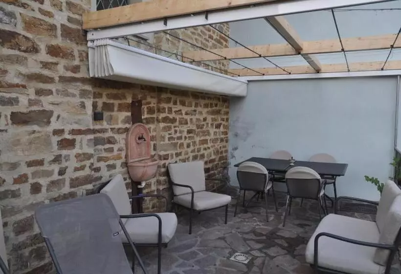 Aamiaismajoitus (B&B) La Giolitta Accomodations