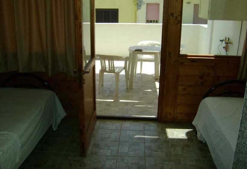 تختخواب و صبحانه Oasi