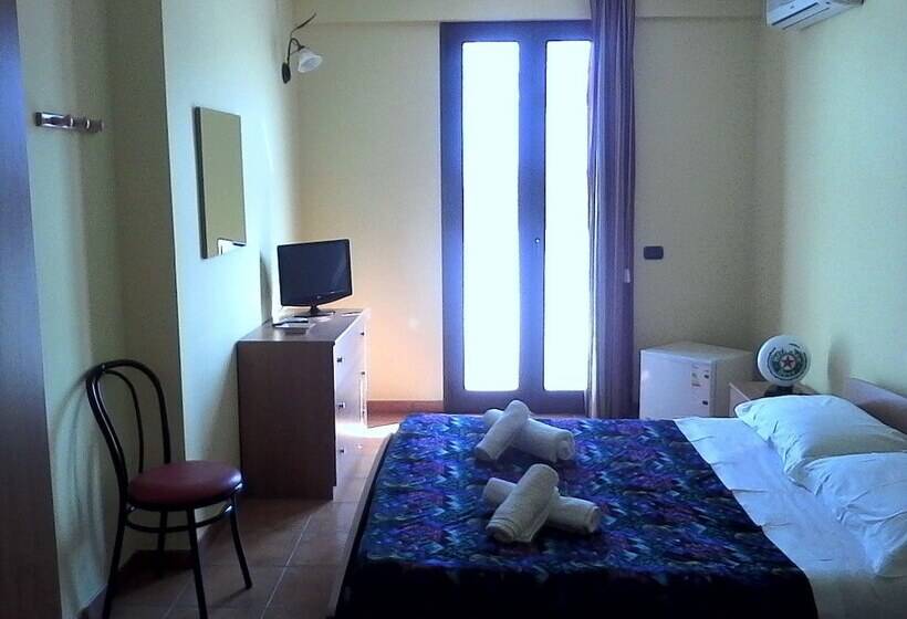 تختخواب و صبحانه Oasi