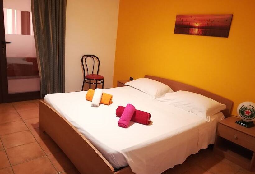 تختخواب و صبحانه Oasi