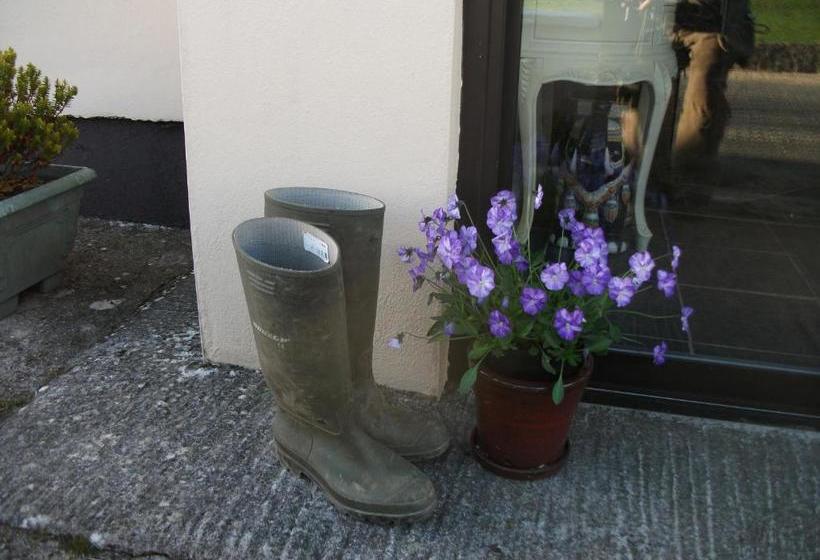 צימר Riverdale Farmhouse